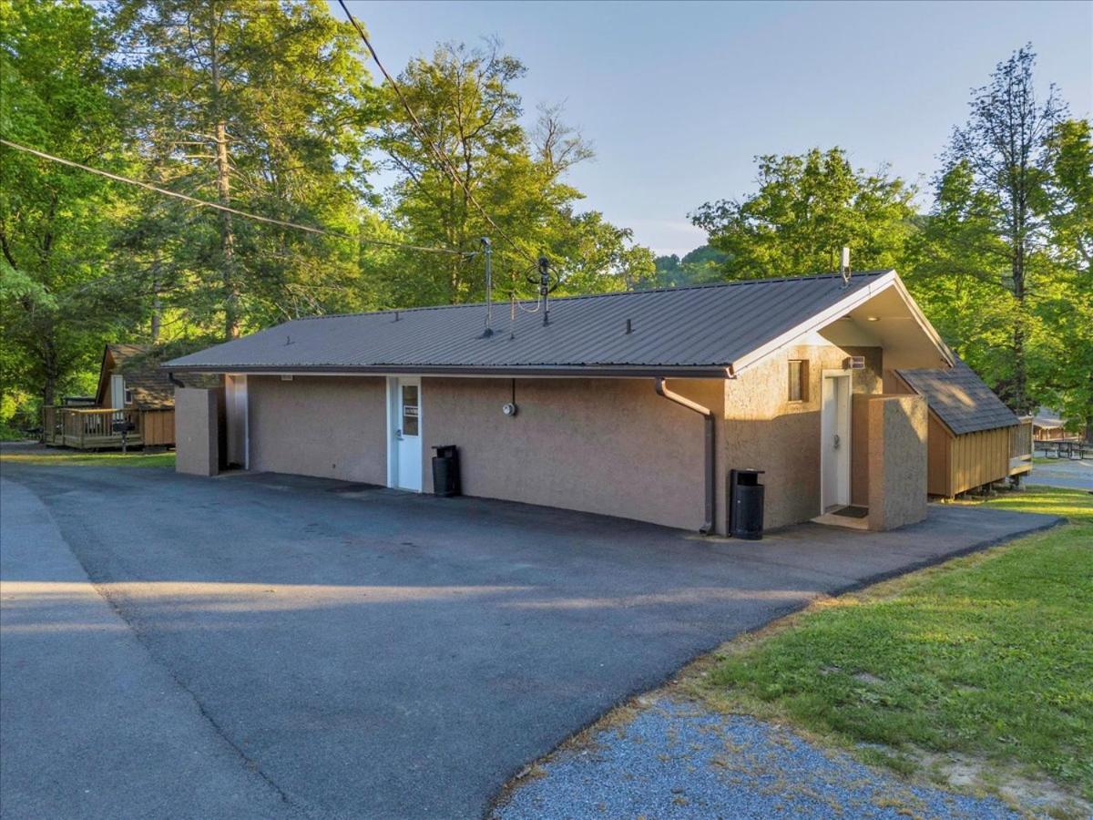 Cabin Oasis Near Smoky Mountains Pigeon Forge Exterior foto