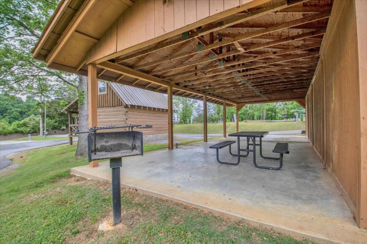 Cabin Oasis Near Smoky Mountains Pigeon Forge Exterior foto